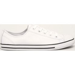 Converse - Tenisówki Chuck Taylor Dainty. Białe trampki i tenisówki damskie Converse, ze skóry, na sznurówki. W wyprzedaży za 259,90 zł.