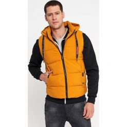 Żółta Kamizelka Charielle. Żółte kurtki męskie Born2be, xl, bez wzorów, bez kaptura. Za 129,99 zł.