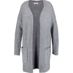 Kardigany damskie: Zalando Essentials Curvy Kardigan light grey melange