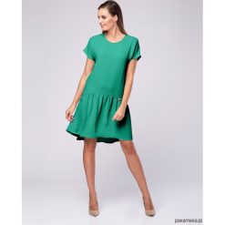 Sukienka z falbaną VERDE LOOK 607. Żółte sukienki damskie Pakamera, bez wzorów, bez kołnierzyka, bez rękawów, midi. Za 239,00 zł.