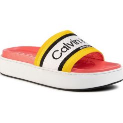 Klapki CALVIN KLEIN - Jaimee B4E7951 Black/Scuba Yellow. Białe klapki damskie Calvin Klein, bez wzorów, ze skóry ekologicznej, bez obcasa. Za 499,00 zł.