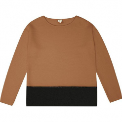 Sweter kaszmirowy w kolorze karmelowym. Brązowe swetry klasyczne damskie marki Ateliers de la Maille, z kaszmiru, z okrągłym kołnierzem. W wyprzedaży za 545,95 zł.