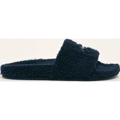 Tommy Jeans - Kapcie. Niebieskie kapcie damskie Tommy Jeans, z jeansu. W wyprzedaży za 249,90 zł.