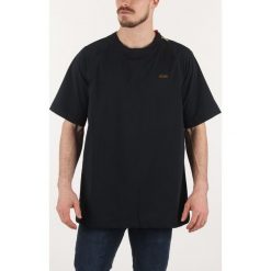 Nike Koszulka Czarny. Czarne podkoszulki męskie Nike, l, z nadrukiem, z elastanu, z krótkim rękawem. Za 240,95 zł.