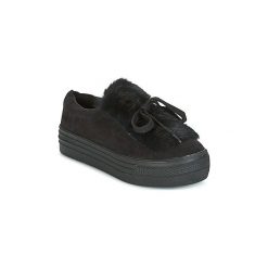 Buty Coolway PLUTON. Czarne trampki i tenisówki damskie marki Coolway, bez wzorów, bez zapięcia. Za 175,20 zł.