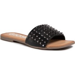 Klapki GIOSEPPO - Geddes 58384 Black. Czarne klapki damskie Gioseppo, z aplikacjami, ze skóry, bez obcasa, na obcasie. W wyprzedaży za 149,00 zł.