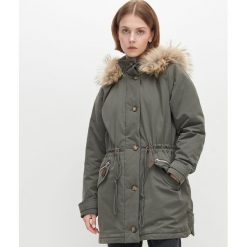 Ocieplana parka z kapturem -. Parki damskie Reserved, bez wzorów, z kapturem. Za 149,99 zł.