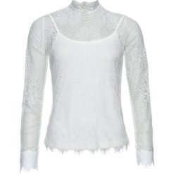 Shirt bonprix biały. Białe koszulki damskie bonprix, w koronkowe wzory, z koronki, ze stójką, bez rękawów. Za 89,99 zł.