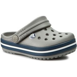 Klapki CROCS - Crocband Kids 10998 Smoke/Navy. Szare klapki chłopięce Crocs, z tworzywa sztucznego. Za 139,00 zł.