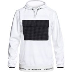 DC Bluza męska Commuter White. Białe bluzy męskie DC, m, bez wzorów, z softshellu, bez kołnierzyka, bez rękawów, bez kaptura. Za 321,00 zł.
