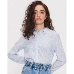 Wiskozowa koszula w kwiaty - Niebieski. Niebieskie koszule damskie House, s, w kwiaty, z wiskozy, bez kołnierzyka, bez rękawów. Za 59,99 zł.