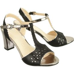 CAPRICE 28305-28 033 black sue comb, sandały damskie. Czarne sandały damskie Caprice, bez wzorów, ze skóry, bez obcasa, na obcasie, bez zapięcia. Za 279,90 zł.