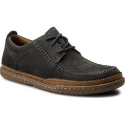Półbuty CLARKS - Trapell Apron 261281527 Navy Nubuck. Niebieskie półbuty skórzane męskie Clarks. W wyprzedaży za 259,00 zł.