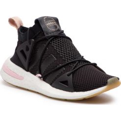 Buty adidas - Arkyn W BD7575 Cblack/Cblack/Ftwwht. Czarne buty sportowe damskie Adidas, z tworzywa sztucznego. W wyprzedaży za 379,00 zł.