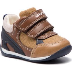 Sneakersy GEOX - B Each B. D B920BD 05410 C5GF4 M Carmel/Navy. Pomarańczowe trampki chłopięce Geox, bez wzorów, ze skóry ekologicznej, na rzepy. W wyprzedaży za 159,00 zł.
