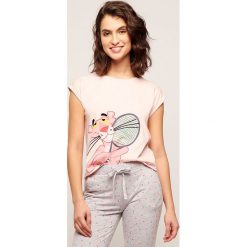 Etam - T-shirt piżamowy Preston. Różowe piżamy damskie Etam, s, z nadrukiem, z bawełny, z krótkim rękawem. W wyprzedaży za 59,90 zł.