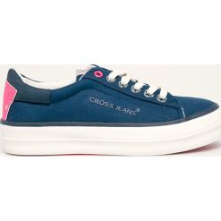 Cross Jeans - Tenisówki. Niebieskie trampki i tenisówki damskie Cross Jeans, bez wzorów, z jeansu, na sznurówki. Za 129,90 zł.