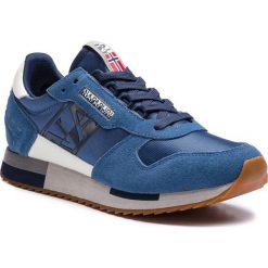 Sneakersy NAPAPIJRI - Virtus N0YJQN Avio B49. Niebieskie sneakersy męskie Napapijri, na co dzień, bez wzorów, z zamszu, eleganckie, bez zapięcia. Za 429,00 zł.
