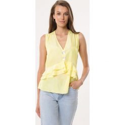 Żółty Top Dancing Bay. Żółte bluzki damskie Born2be, s, eleganckie. Za 29,99 zł.