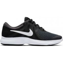 BUTY REVOLUTION 4 (GS). Czarne buty sportowe damskie Nike, bez wzorów, z tkaniny, do biegania, nike revolution. W wyprzedaży za 159,99 zł.