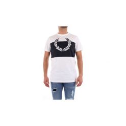 T-shirty z krótkim rękawem Fred Perry M4546. Białe t-shirty męskie marki Fred Perry, xxl, bez wzorów, bez kołnierzyka, krótkie. Za 190,96 zł.