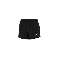 Czarne spodenki damskie Nike do biegania. Czarne spodenki sportowe damskie bez wzorów, z bawełny, do biegania. Za 99,90 zł.