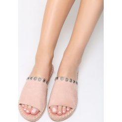 Różowe Klapki Hunting For Fashion. Czerwone crocsy damskie Born2be, z materiału, na obcasie. Za 59,99 zł.