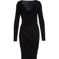 Czarna Sukienka Thomaston. Czarne sukienki damskie Renee, na zimę, s, z dzianiny. Za 119,99 zł.