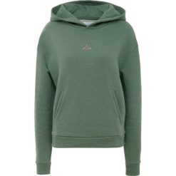 Holzweiler HANG ON Bluza z kapturem green melange. Szare bluzy z kapturem damskie marki Alma en Pena, z materiału, na płaskiej podeszwie. Za 739,00 zł.
