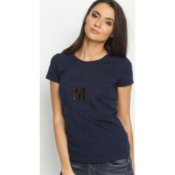 Granatowy T-shirt Madam Lady Chic. Niebieskie t-shirty damskie Born2be, l. Za 39,99 zł.