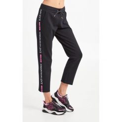 SPODNIE DRESOWE EA7 EMPORIO ARMANI. Spodnie damskie EA7 Emporio Armani, s, z jeansu, eleganckie. Za 509,00 zł.