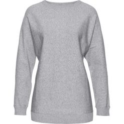 Sweter z rękawami typu nietoperz bonprix jasnoszary melanż. Szare swetry damskie bonprix, bez wzorów, bez rękawów, bez kaptura. Za 74,99 zł.