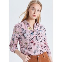 Wzorzysta koszula - Kremowy. Białe koszule damskie marki Cropp, s. Za 59,99 zł.