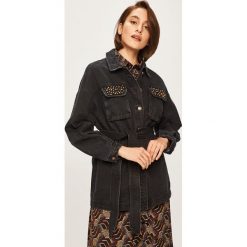 Answear - Kurtka jeansowa. Czarne kurtki damskie ANSWEAR, s, w paski, z bawełny, długie. Za 229,90 zł.