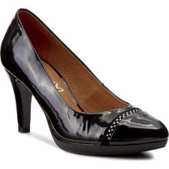 Półbuty CAPRICE - 9-22412-29 Black Pat/Comb 052. Czarne półbuty damskie Caprice, na co dzień, z aplikacjami, ze skóry, eleganckie, bez obcasa, na obcasie, bez zapięcia. W wyprzedaży za 169,00 zł.