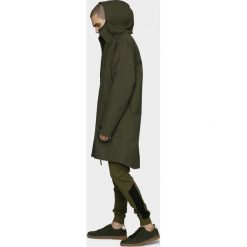 Spodnie dresowe męskie SPMD601 - khaki - Outhorn. Brązowe spodnie męskie Outhorn, m, bez wzorów, z dresówki. W wyprzedaży za 79,99 zł.