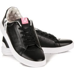DESTINY czarne sznurowane trampki. Czarne trampki i tenisówki damskie marki KYLIE, bez wzorów, na sznurówki. Za 89,90 zł.