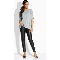 Luźna elegancka bluzka jasnoszary. Szare bluzki damskie Lemoniade, s, bez wzorów, z materiału, eleganckie, bez kołnierzyka, bez rękawów. W wyprzedaży za 71,00 zł.