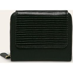 Answear - Portfel. Czarne portfele damskie ANSWEAR, z materiału. Za 49,90 zł.