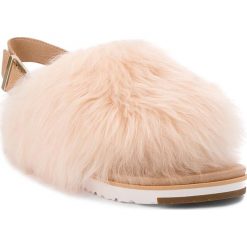 Sandały UGG - Holly 1019870 W/Soch. Brązowe klapki damskie Ugg, bez wzorów, ze skóry, bez obcasa. W wyprzedaży za 479,00 zł.