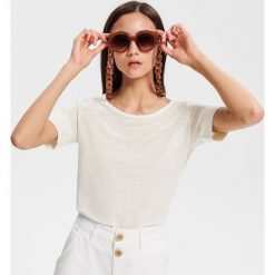 T-shirt z lnu - Kremowy. Białe t-shirty damskie Reserved, s, bez wzorów, bez kołnierzyka. Za 59,99 zł.