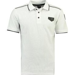 Koszulka polo w kolorze białym. Białe koszulki męskie Stone Goose, m, z aplikacjami, z bawełny, bez rękawów. W wyprzedaży za 98,95 zł.