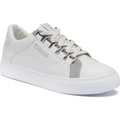Sneakersy BIG STAR - EE274226 White. Białe półbuty damskie BIG STAR, ze skóry ekologicznej. W wyprzedaży za 109,00 zł.
