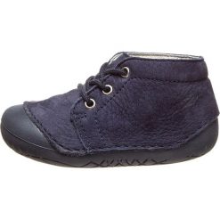 Skórzane buty w kolorze granatowym do nauki chodzenia. Niebieskie buciki niemowlęce Richter, ze skóry, na sznurówki. W wyprzedaży za 85,95 zł.