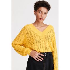 Sweter z warkoczowym splotem - Żółty. Żółte swetry damskie Reserved, s, bez wzorów, ze splotem, bez rękawów, bez kaptura. Za 89,99 zł.