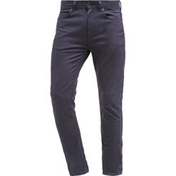 KIOMI Jeans Skinny Fit navy. Niebieskie rurki męskie KIOMI. W wyprzedaży za 135,20 zł.