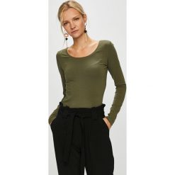 Only - Bluzka. Białe bluzki damskie ONLY, s, bez wzorów, z elastanu, casualowe, z okrągłym kołnierzem, bez rękawów. W wyprzedaży za 39,90 zł.