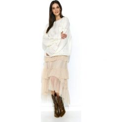 Sweter oversize z wełną ecru. Swetry damskie e-margeritka.pl, na wiosnę, s, bez wzorów, z wełny, z krótkim rękawem, krótkie, bez kaptura. Za 119,99 zł.