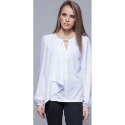 Elegancka bluzka z asymetrycznym przodem. Bluzki damskie eharmony, bez wzorów, eleganckie, z okrągłym kołnierzem, z długim rękawem. Za 99,00 zł.