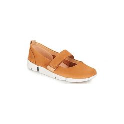 Baleriny Clarks Tri Carrie. Pomarańczowe baleriny damskie marki Clarks, bez wzorów, bez obcasa. Za 351,20 zł.